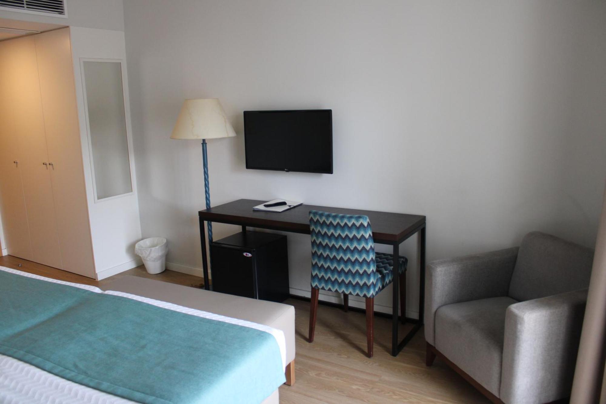 Hotel Francis เบจา ภายนอก รูปภาพ
