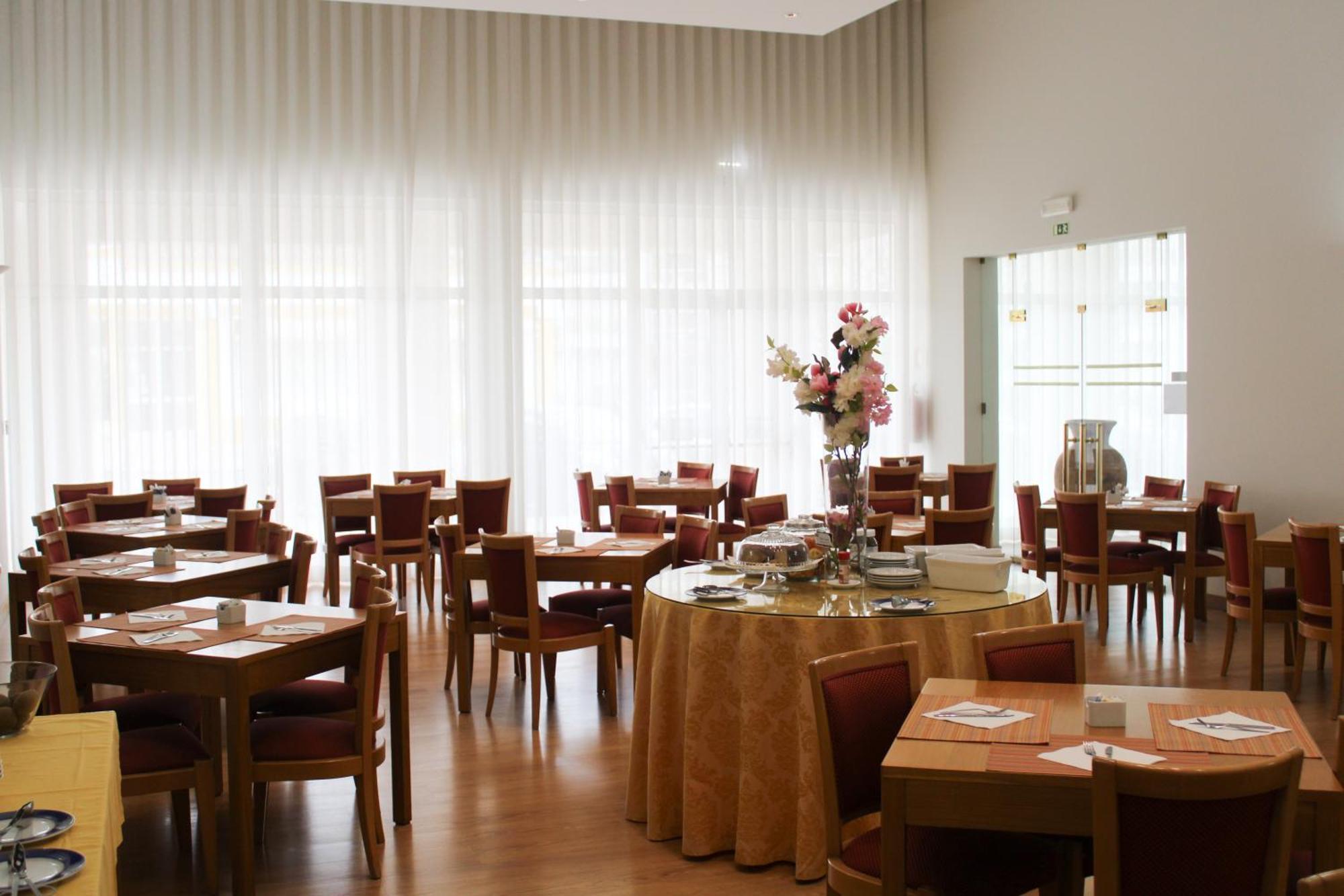 Hotel Francis เบจา ภายนอก รูปภาพ
