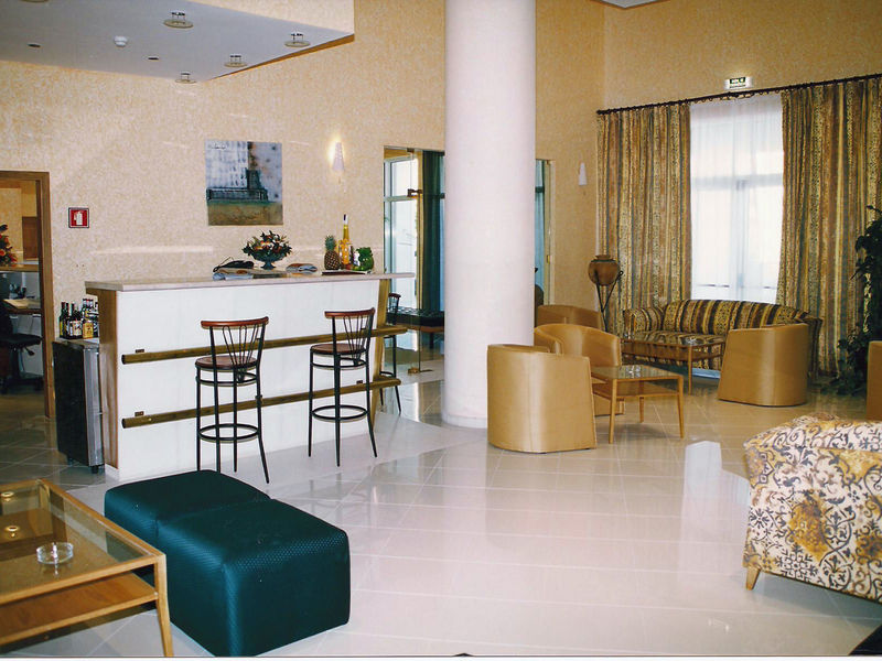 Hotel Francis เบจา ภายนอก รูปภาพ