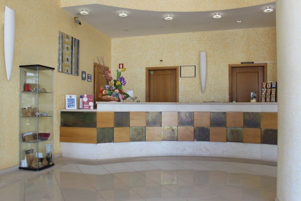 Hotel Francis เบจา ภายนอก รูปภาพ